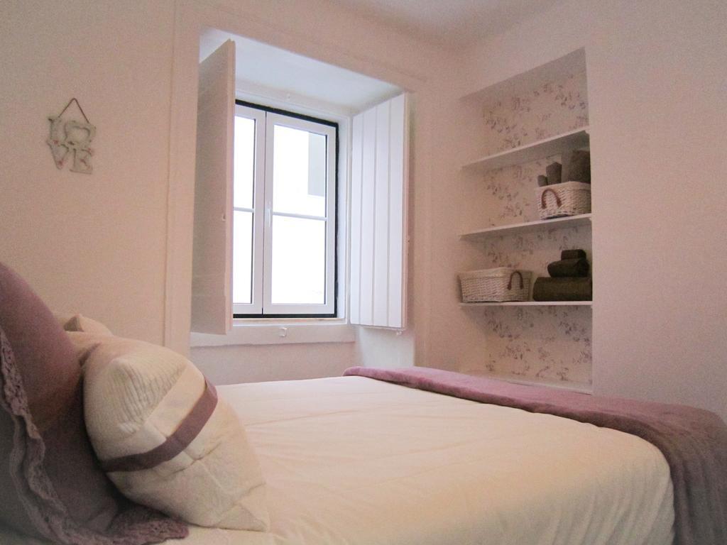 Shabby Chic Bairro Alto Apartment Lisbon Room photo