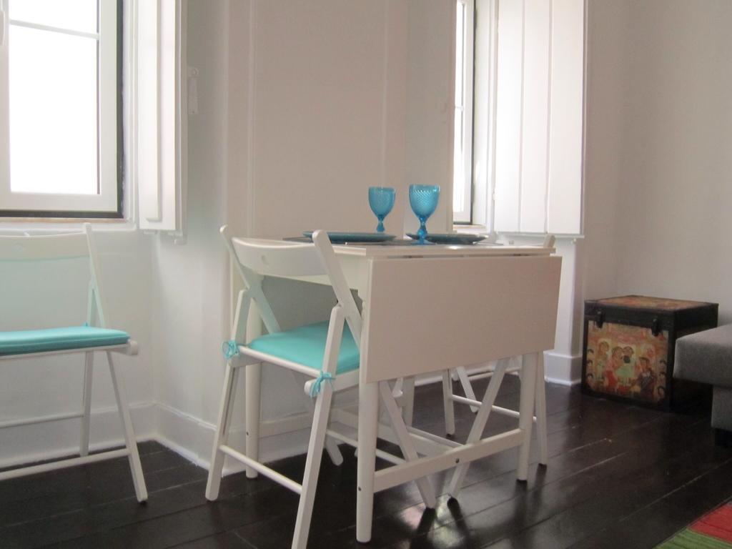 Shabby Chic Bairro Alto Apartment Lisbon Room photo